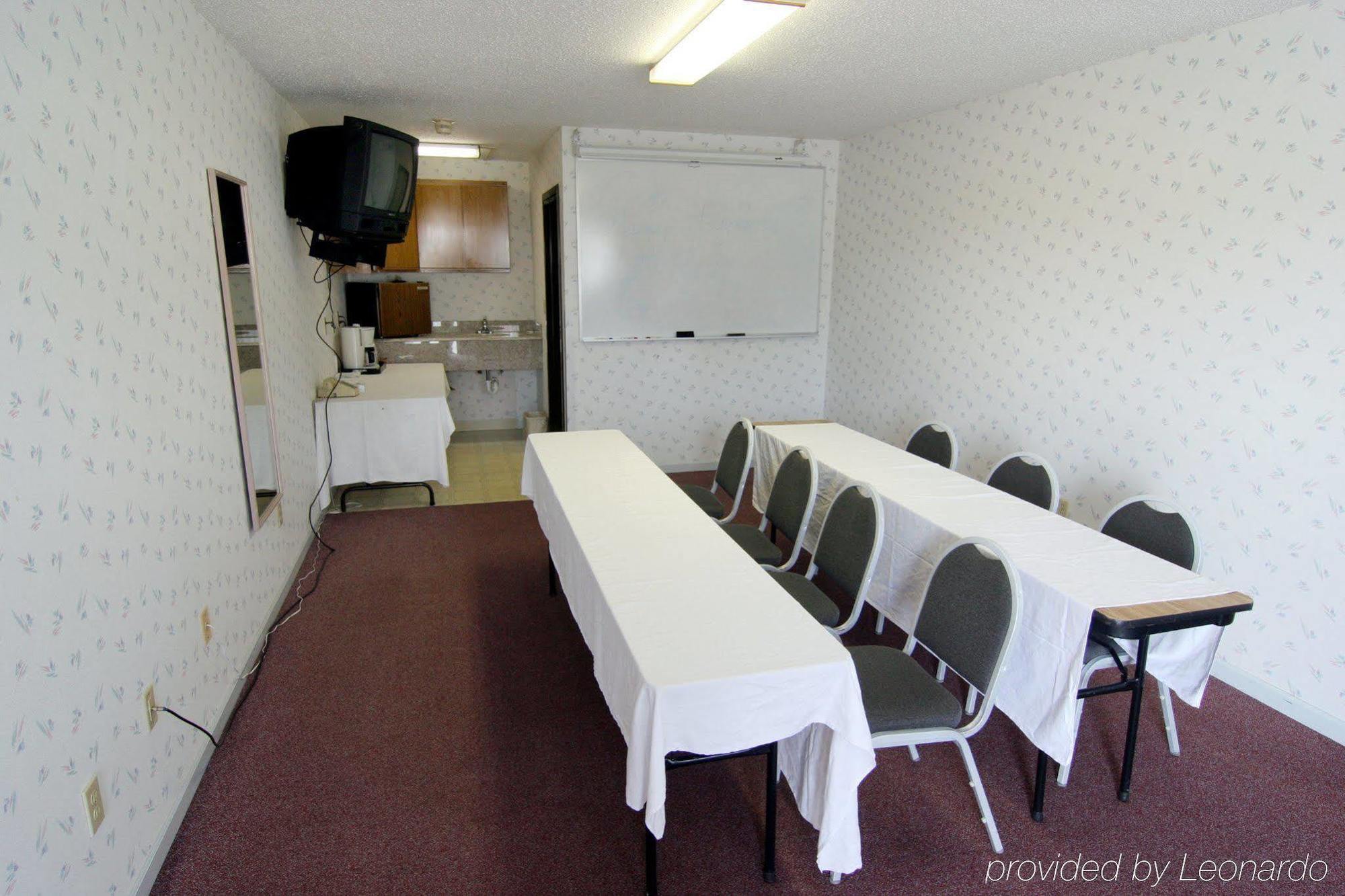 Magnuson Hotel Howell/Brighton Facilities photo